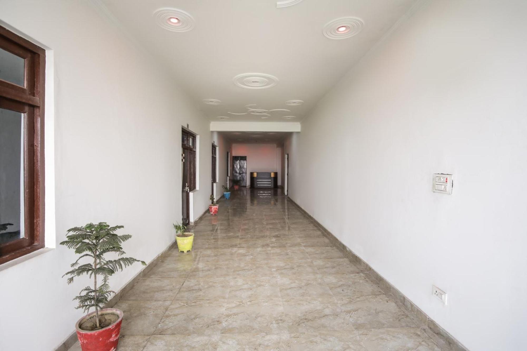 Hotel O Aarush Jhajhar Exterior foto